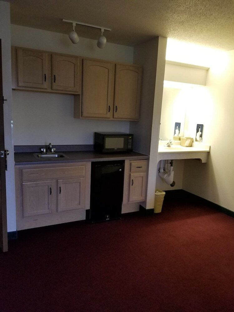 Hotel Bilmar Inn & Suites Dell Rapids