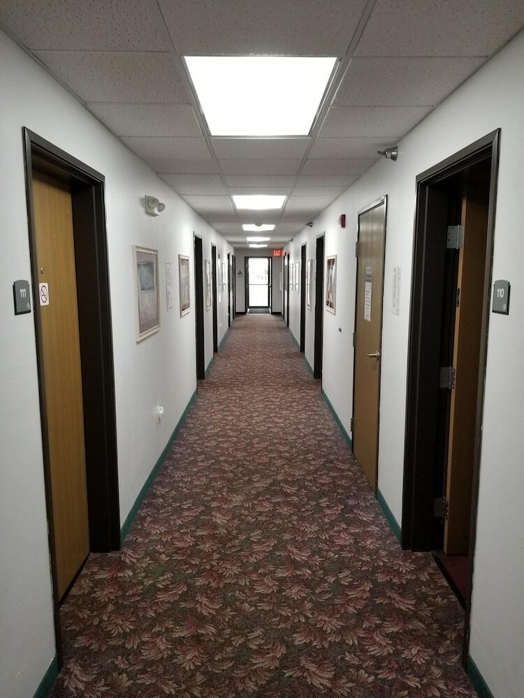 Hotel Bilmar Inn & Suites Dell Rapids