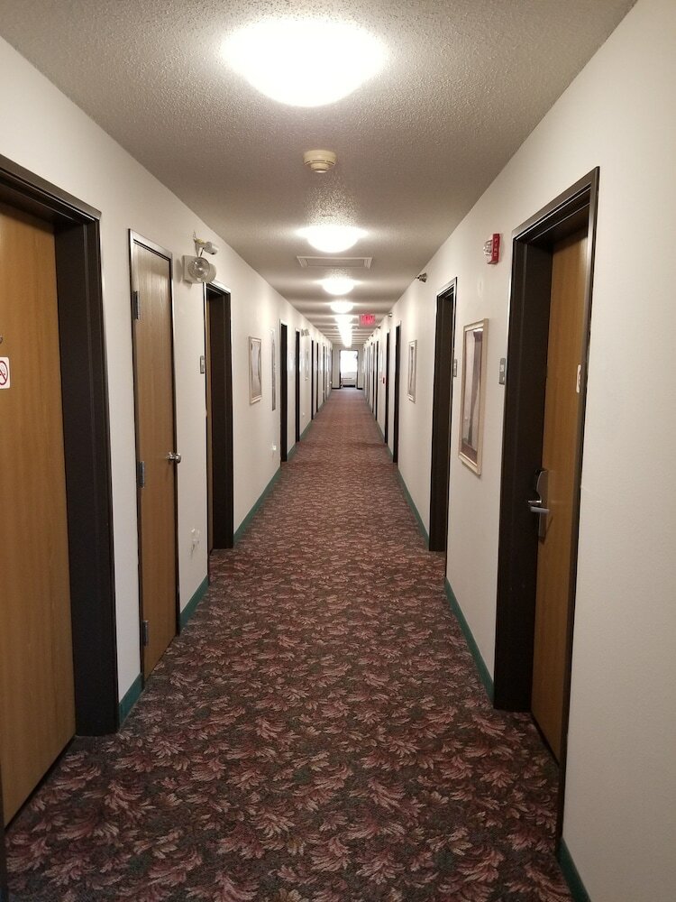 Hotel Bilmar Inn & Suites Dell Rapids