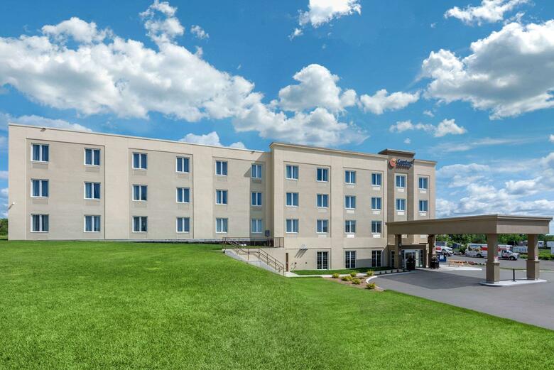 Hotel Comfort Inn & Suites