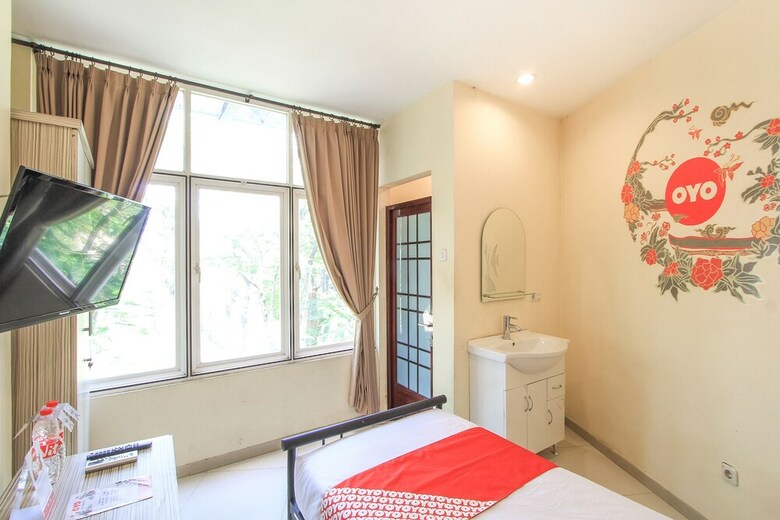 Hotel Oyo 175 K-60 Residence