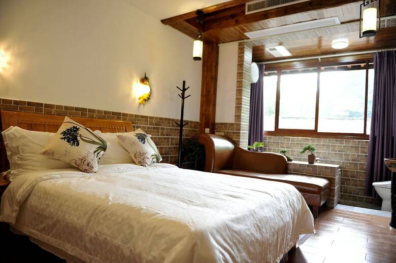 Posada Huangshan Old Street Boutique Inn