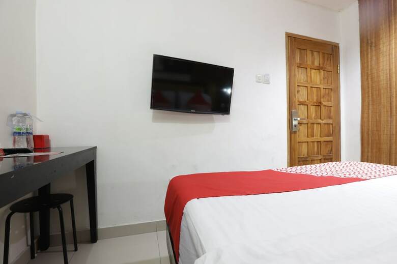 Oyo 161 Dc Hotel Utan Kayu