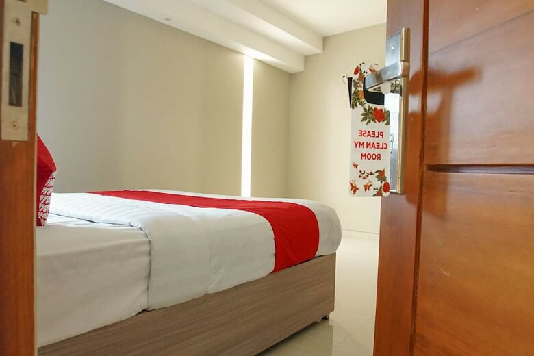 Hotel Oyo 185 Roriz House