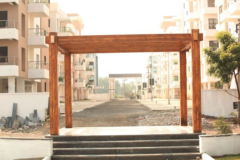 Saburi Service Apartments