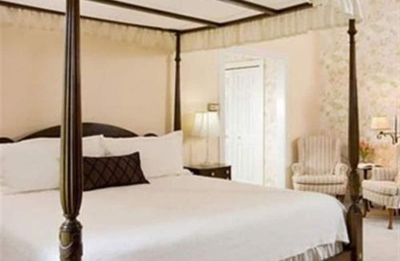 Bed & Breakfast Fairville Inn