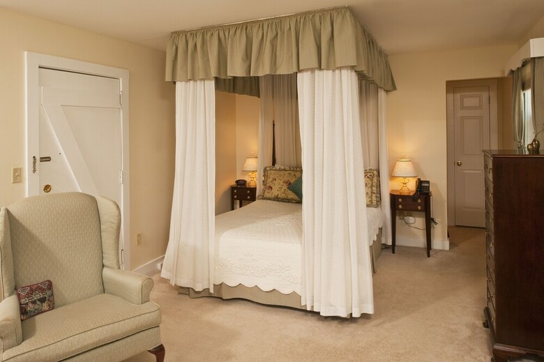 Bed & Breakfast Fairville Inn