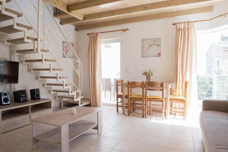 Apartamentos Pantanassa Villas