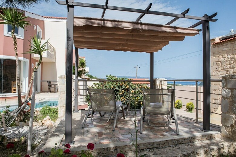 Apartamentos Pantanassa Villas