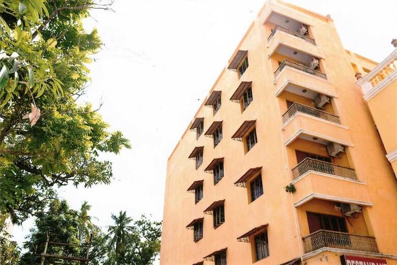 Hotel Stayapart - Soorya Heritage Inn