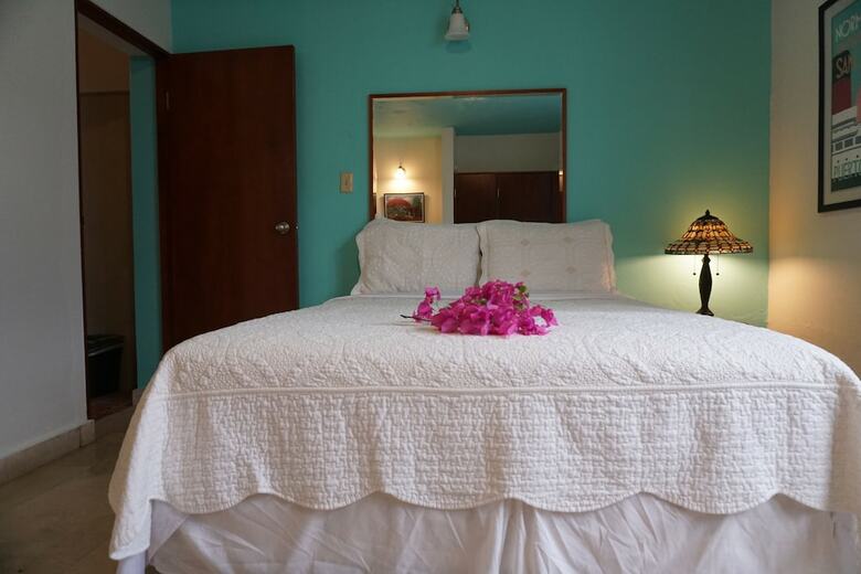 Apartamentos La Esmeralda Pr