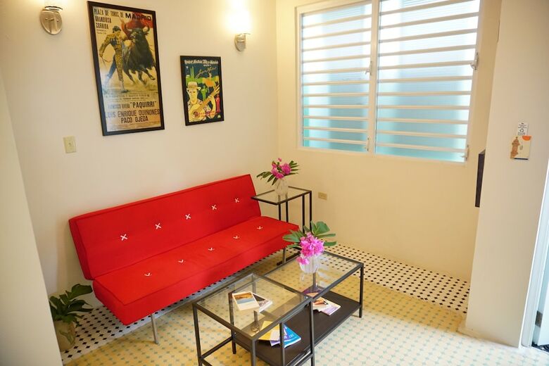 Apartamentos La Esmeralda Pr