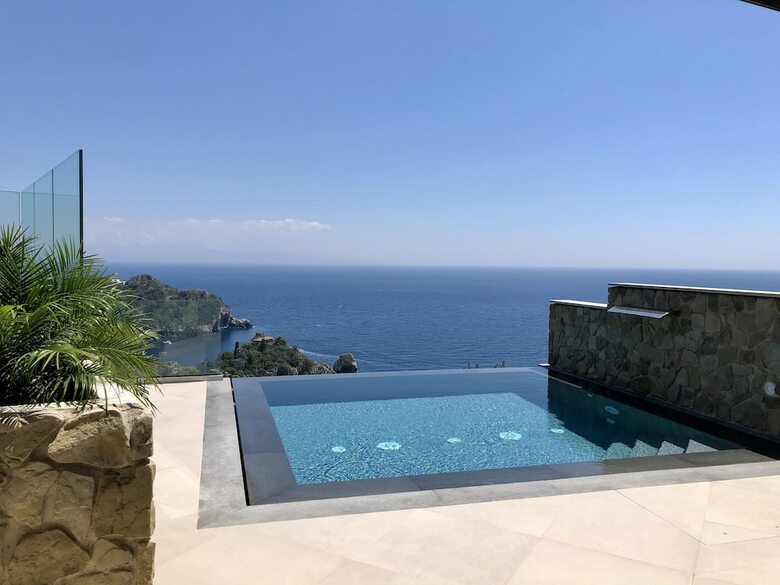 Residencia Isola Bella Infinity Suites
