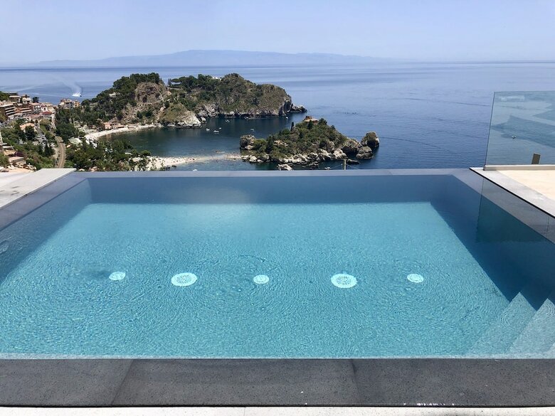 Residencia Isola Bella Infinity Suites