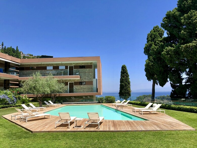 Residencia Isola Bella Infinity Suites