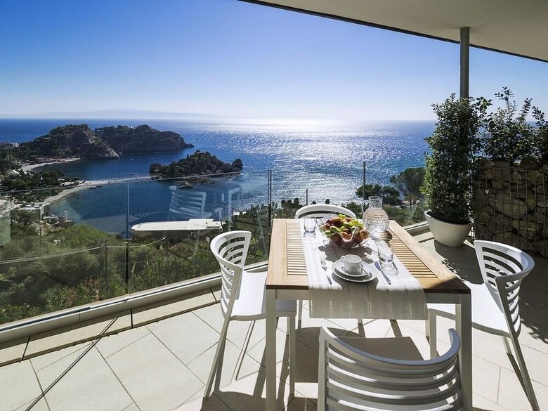 Residencia Isola Bella Infinity Suites