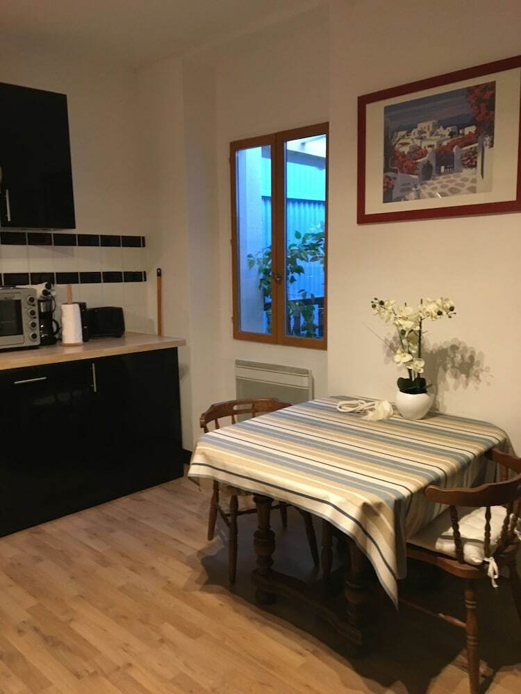 Domus Dulcis Apartments