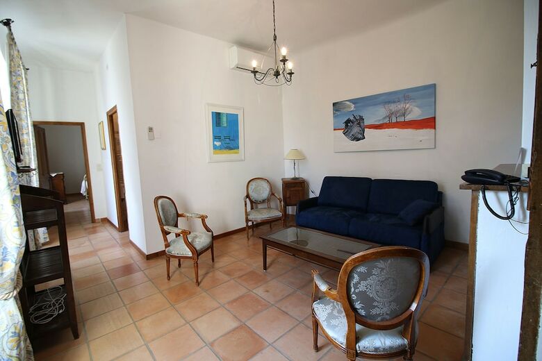 Hotel La Bastide Du Vebron
