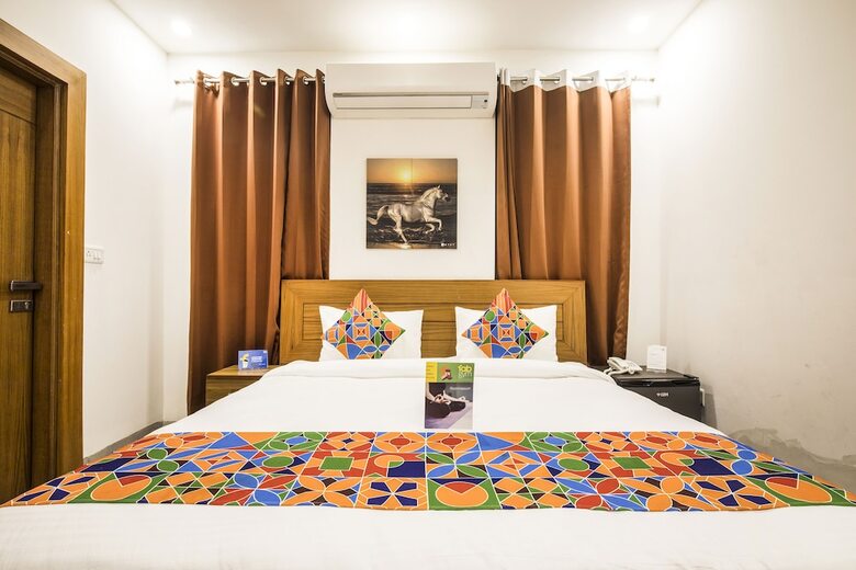 Fabhotel Nstay 32