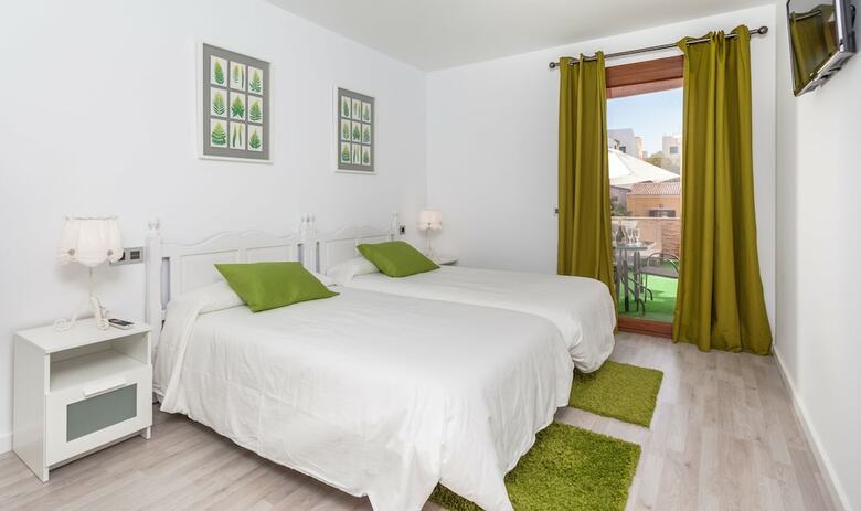 Mafloras Luxury & Beach Apartment