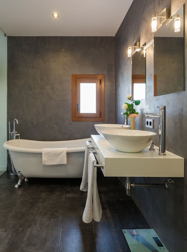 Mafloras Luxury & Beach Apartment