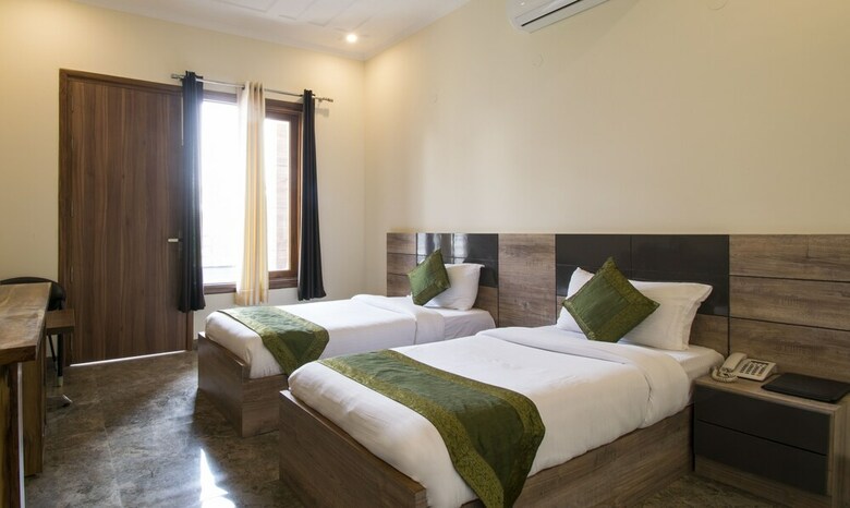 Hotel Treebo Trend Corporate 32,medicity