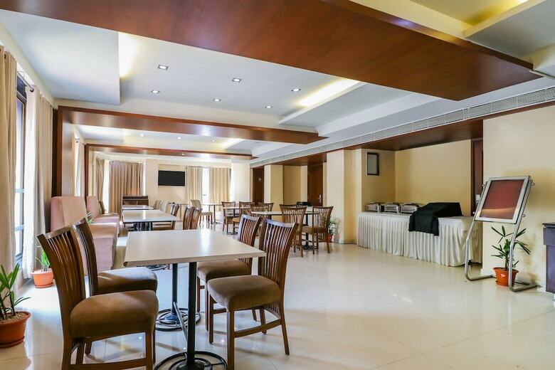 Treebo Trend Hotel Parker