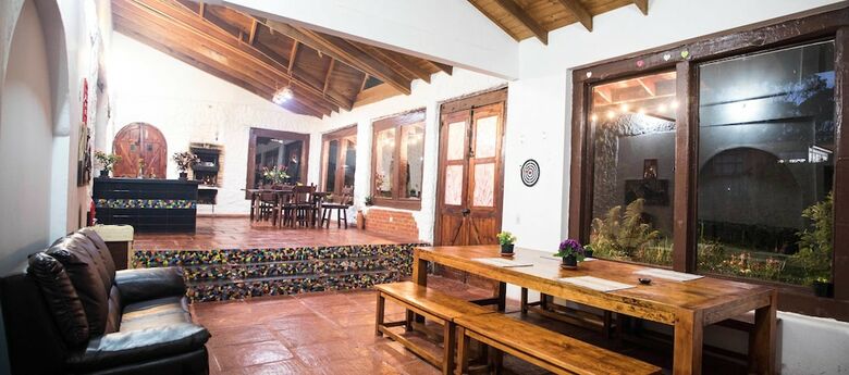 Hotel Casa Pernia