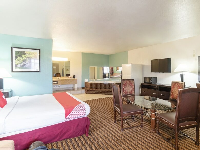 Oyo Hotel Salina Ks I-70