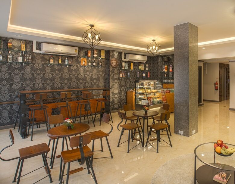 Hotel V One Pride - Sukhumvit 22 Bangkok