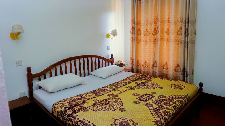 Hotel Bunyonyi Overland Resort