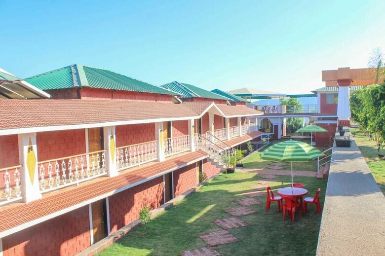 Hotel Rockford Resort