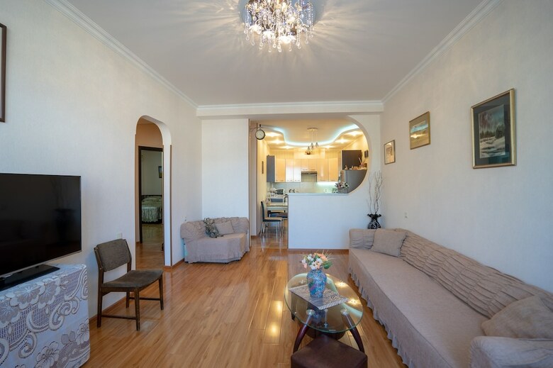 Aparthotel Meidan Suites