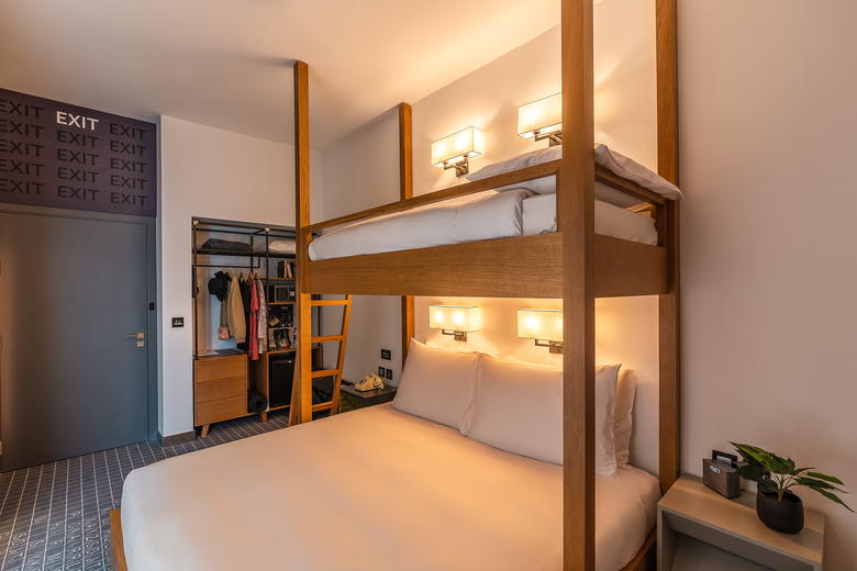 Studio One Hotel