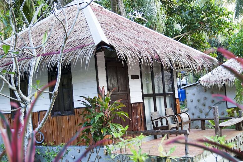Hotel Ban Na Kai Mook Beach