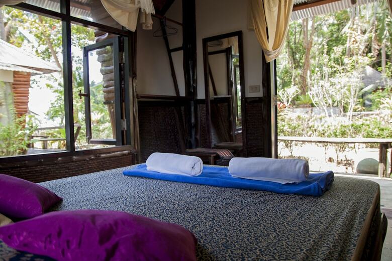 Hotel Ban Na Kai Mook Beach