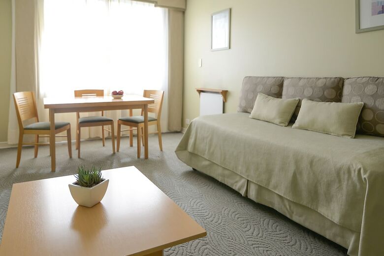 Aparthotel El Portal Suites