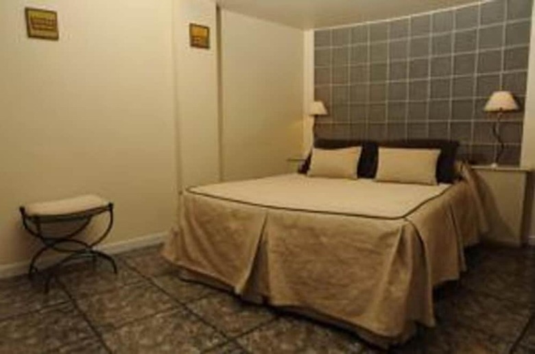 Aparthotel Reina Victoria Suites & Towers