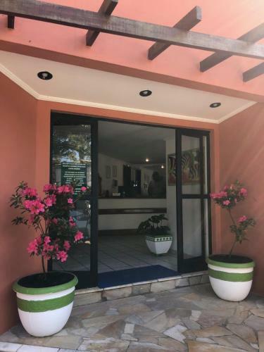 Hotel Ponta Das Toninhas