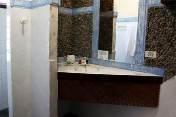 Hostal Pousada Le Siramat