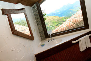 Hostal Pousada Le Siramat