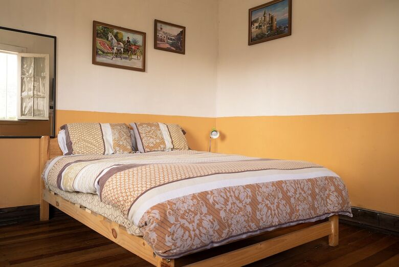 Hostal Little Castle