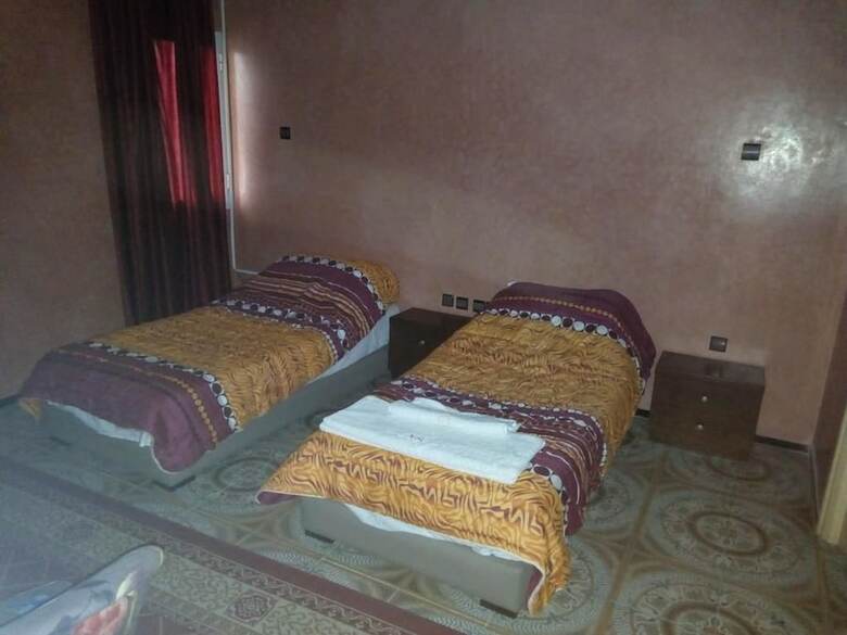 Hotel H�tel Caf� Restaurant Assaka