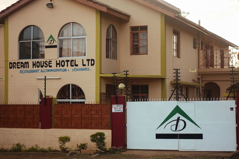 Dream House Hotel Ltd