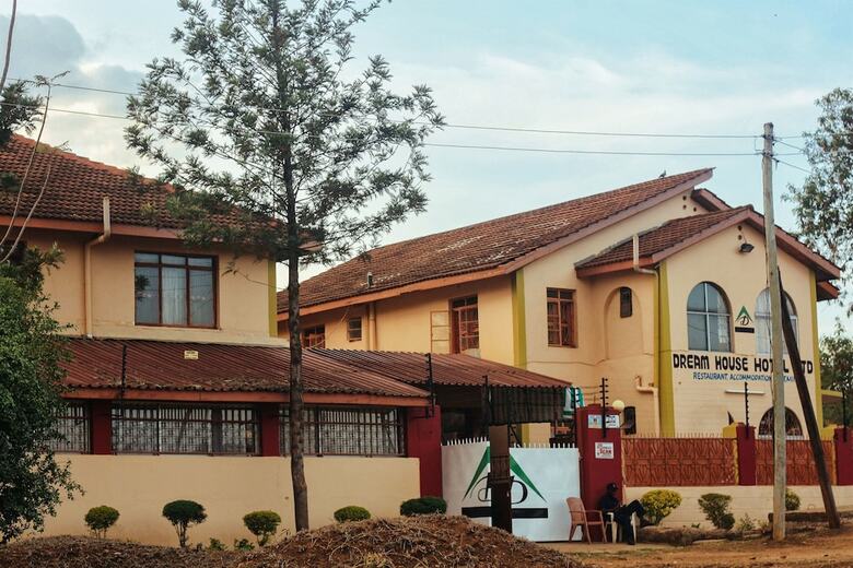 Dream House Hotel Ltd