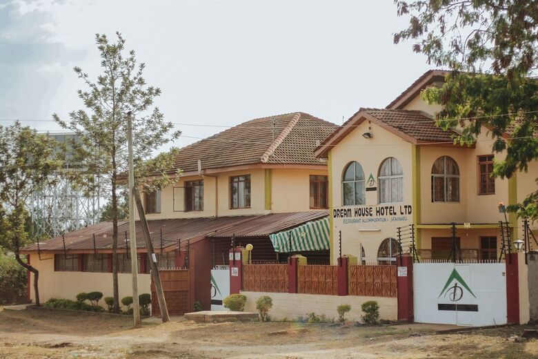 Dream House Hotel Ltd