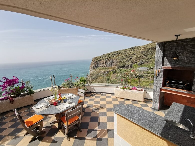 Apartamentos Castelo Austria - Top Floor Studio