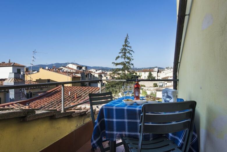 Apartamento Attico Panoramico Guelfa