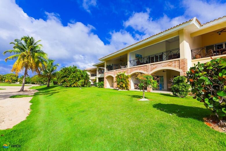 Aparthotel Private & Luxury Villa Cocotal In Gated Community