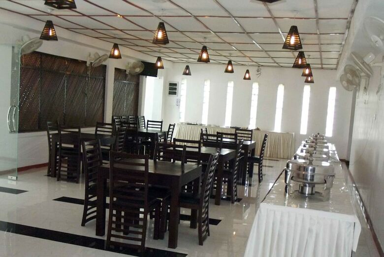 Subhas Hotel